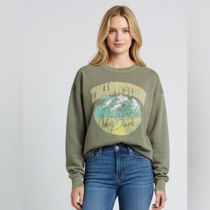 Yellowstone National Park Green NEW SWEATSHIRT S/M